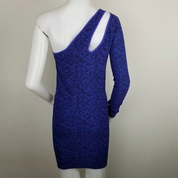 BCBGeneration M/L One Shoulder Bodycon Dress NWT - Picture 3 of 7